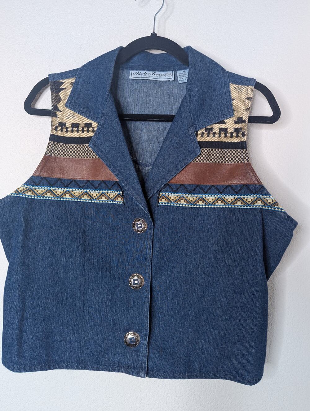 Adobe Rose Womens Aztec Western Denim Vest M Equestrian 100% Cotton Rodeo Unique